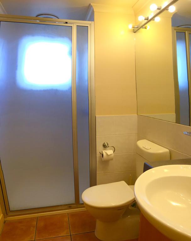 Horizons Beachfront Apartment 포트페어리 외부 사진